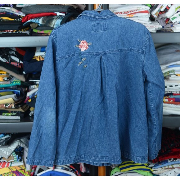 Vintage Tops 9s Riverchase Womens Xl Floral Embroidery Art Denim Shirt Poshmark